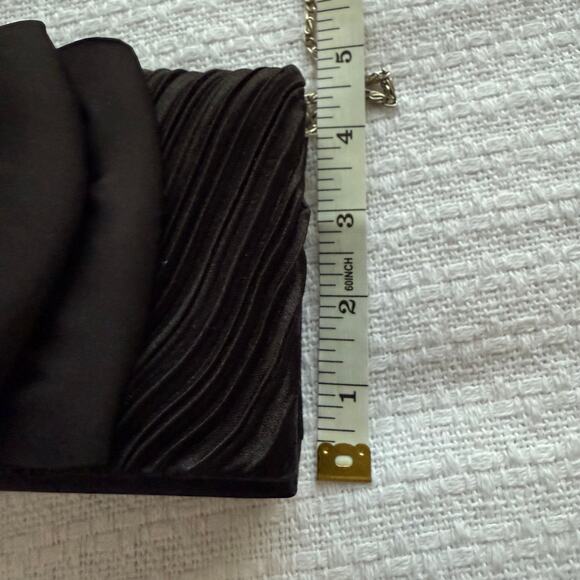 Vintage Whittall & Shon Black Satin with Bow Evening Bag - Picture 9 of 10